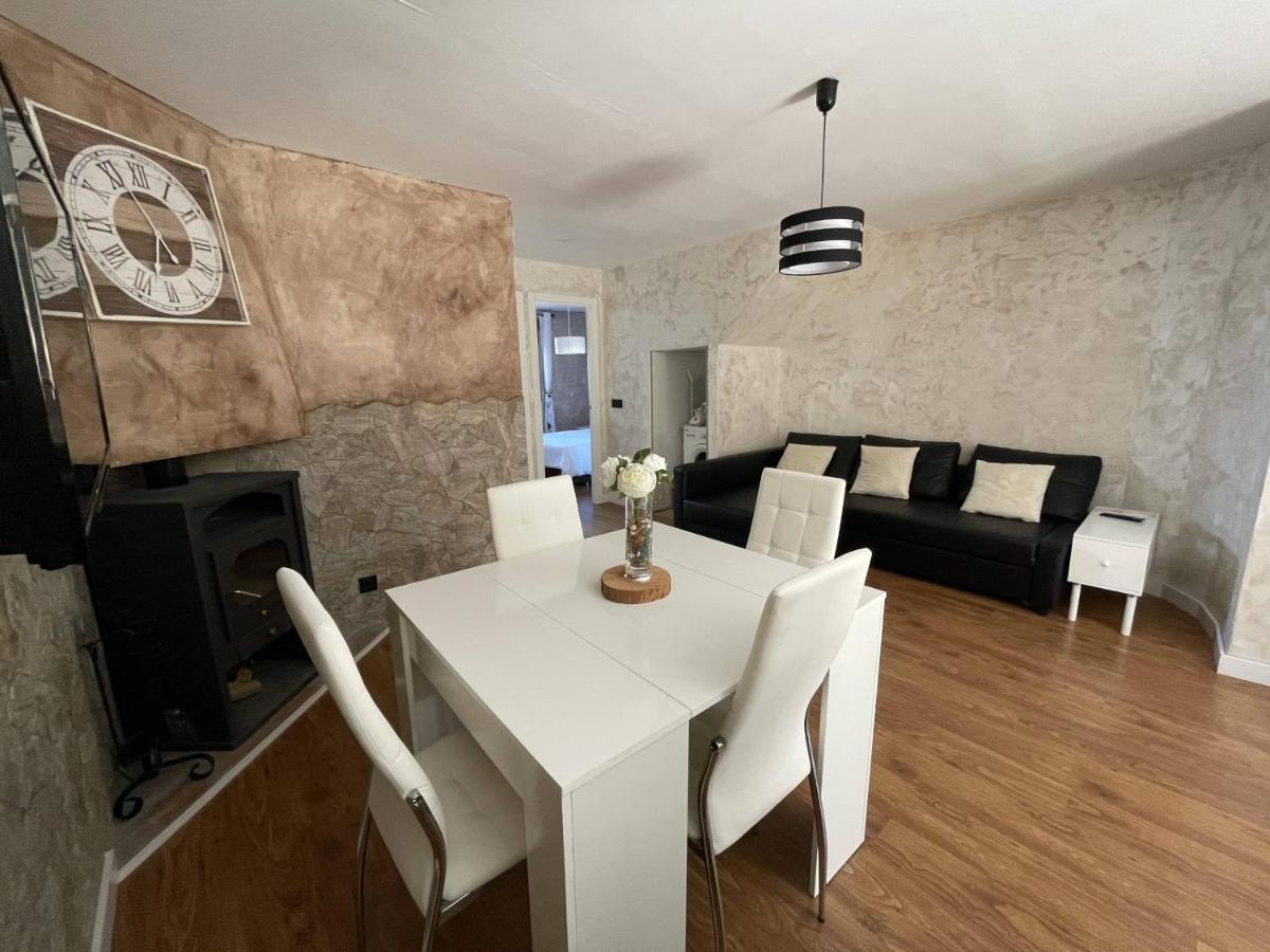 El Bosque De Los Romanos Apartment Puerto de Béjar Екстериор снимка